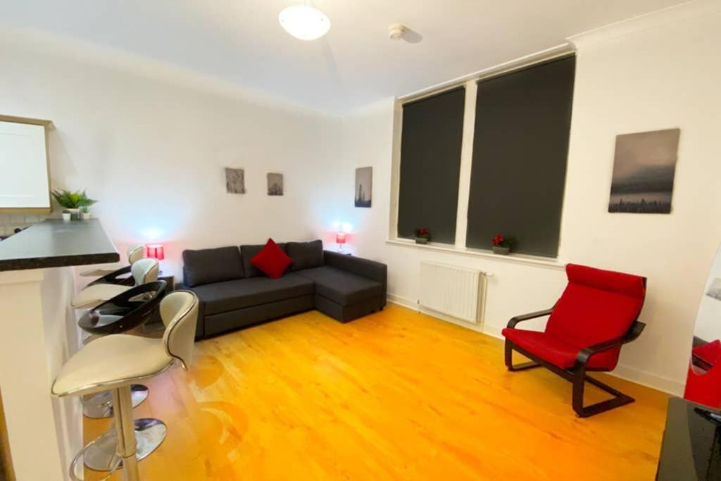 Cozy Nights - Ibrox Street Leilighet Glasgow Eksteriør bilde