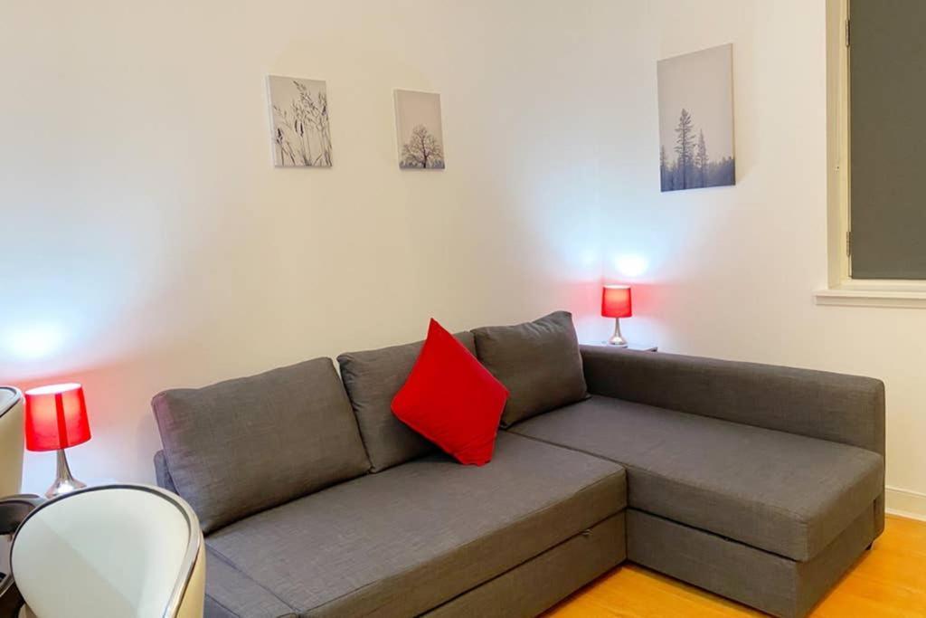 Cozy Nights - Ibrox Street Leilighet Glasgow Eksteriør bilde